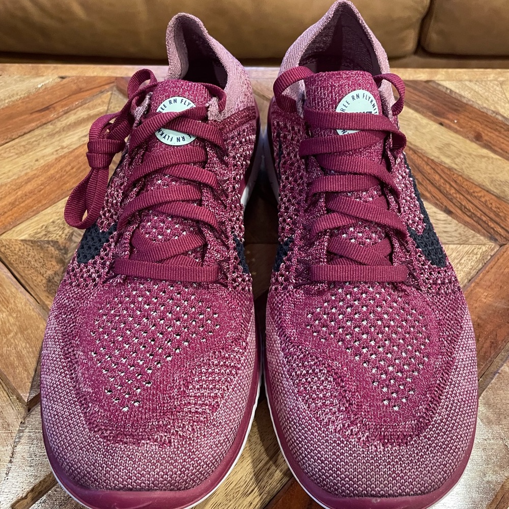 NIKE FREE RUN FLYKNIT